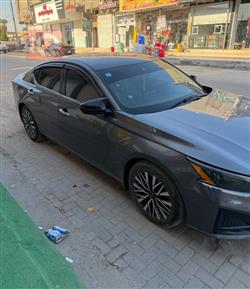 نیسان ئەلتیما